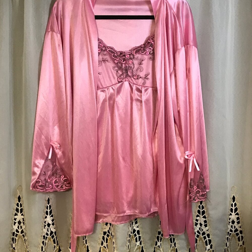 Sexy  2 pieces pink satin & embroidered lace lingerie set size M-L